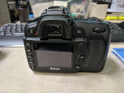 Nikon D80 10.2MP Digital SLR Camera - Black - w/ AF-S 18-55mm Lens