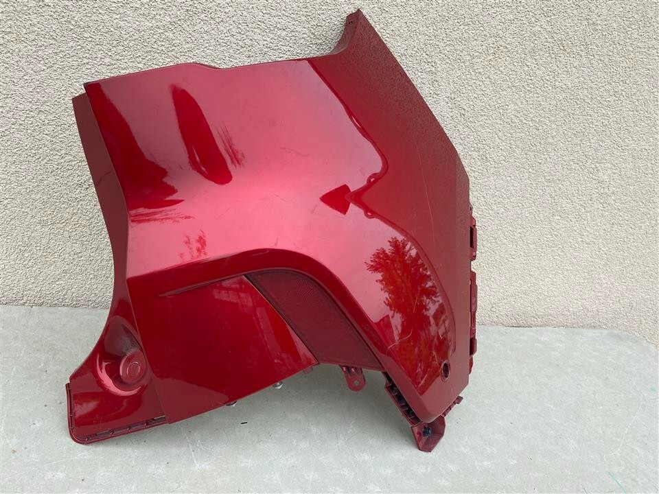 OEM 20 2021 2022 FORD ESCAPE REAR RIGHT BUMPER WITH SENSOR HOLE