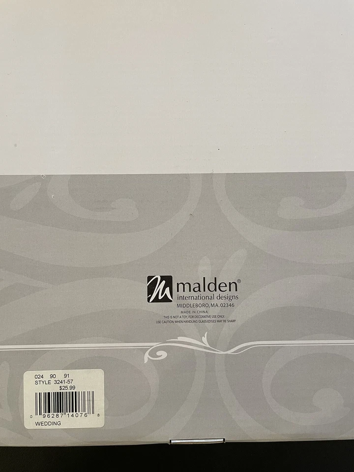 Marco de fotos Malden International “We Do” aspecto antiguo con pajarita. 5”x7” ¡NUEVO! Foto 4 de 4