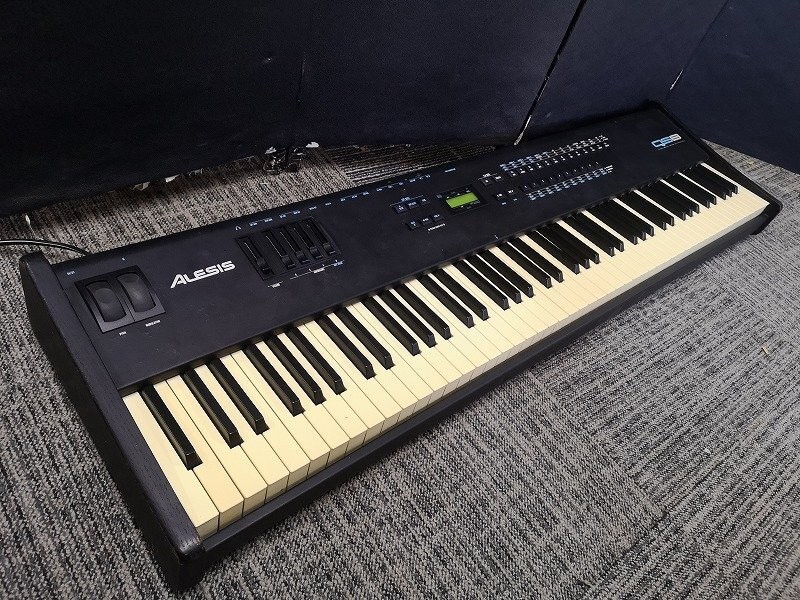 Alesis QS8 vintage synth equipment - eBay listing photo 2