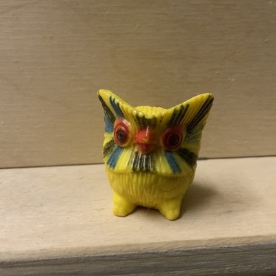 Altfigur verschiedene Tiere, Käuzchen gelb , 1978, Ü-Ei