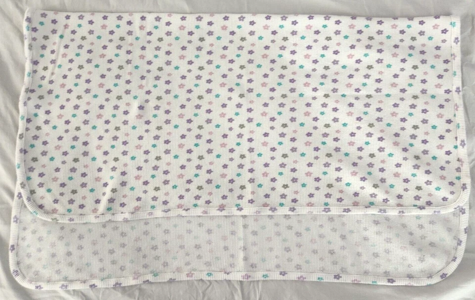 Manta térmica Koala bebé púrpura aguamarina gris flor gofre blanca niña Lovey Foto 2 de 3