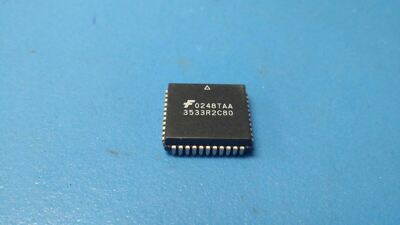 (1) TMC3533R2C80 D/A Converter 3 Func Parallel 8 Bits Input Loading 30Mhz PLCC44