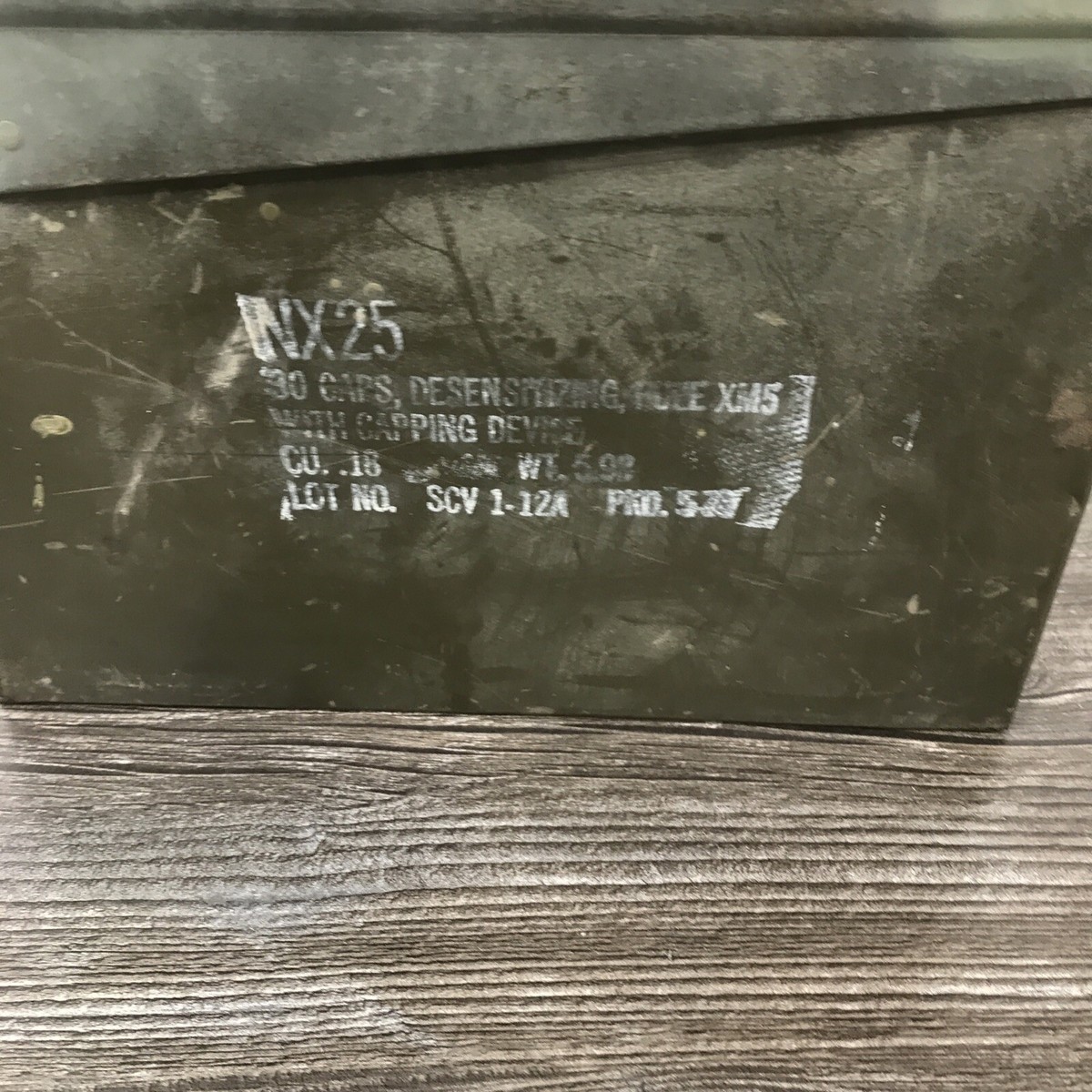 ヴィンテージ金属製　軍？ボックス Vintage Metal Military Ammo Box Hinged Lid | eBay