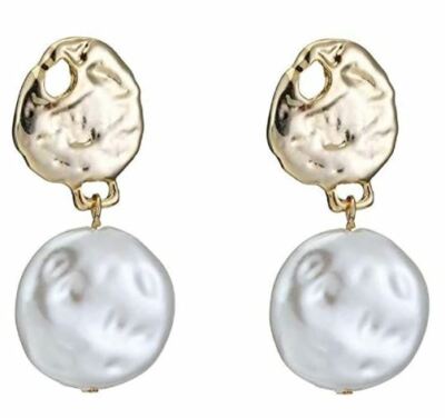 Minimalistische Ohrstecker & Ohrhänger, 14 Karat vergoldet - schlichter Perlenstil