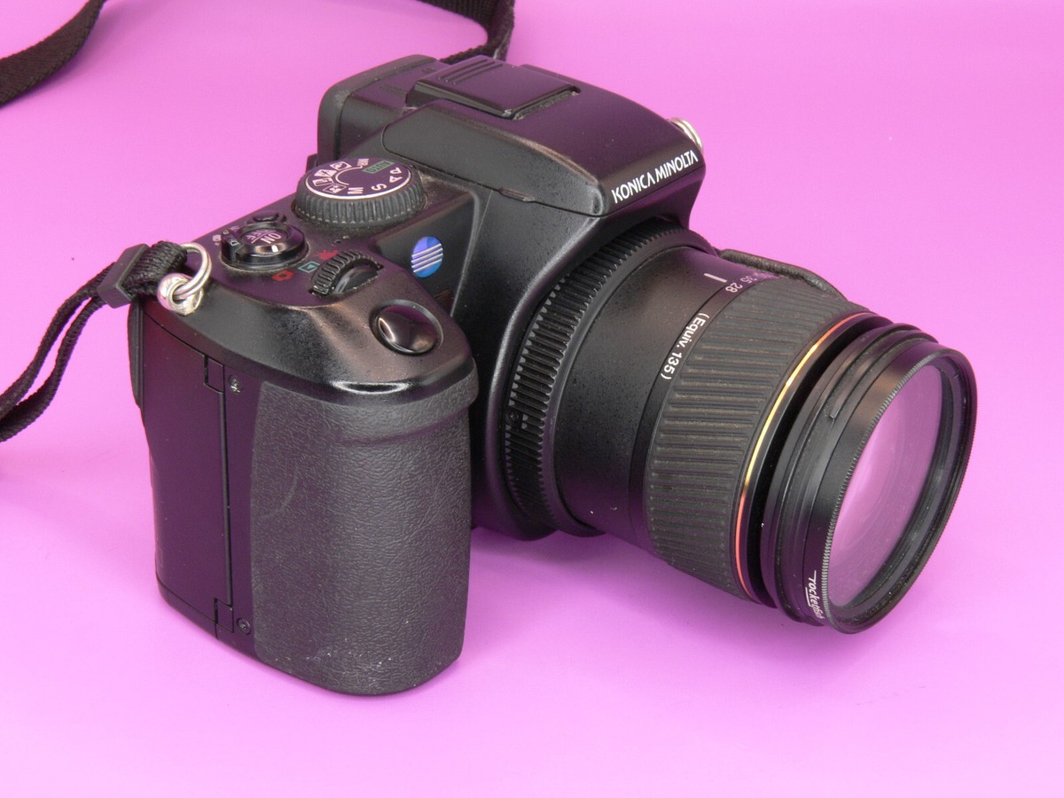 Konica Minolta Dimage A200 Digital Bridge Camera 8MP CCD 7x Zoom