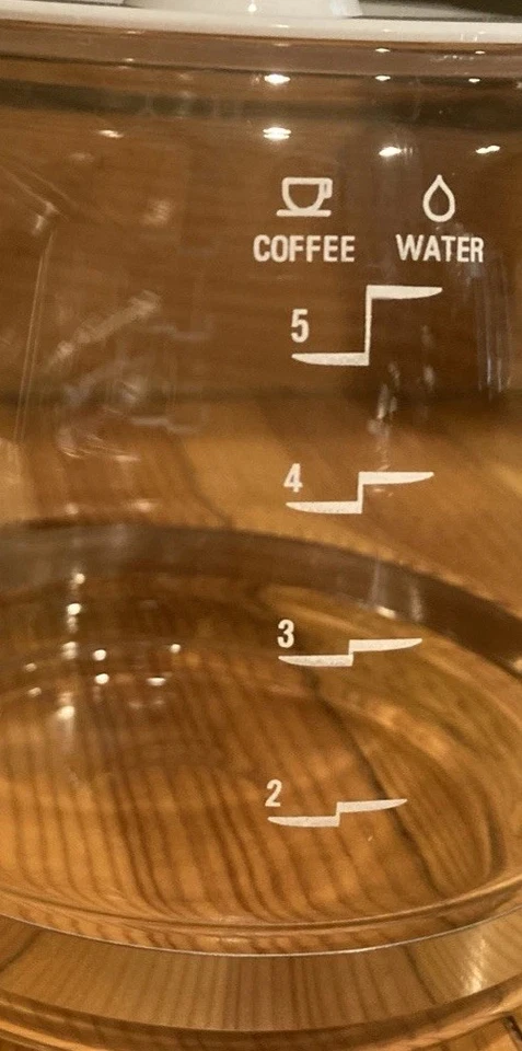 Cafetera Capresso 5 Tazas Modelo 426 Repuesto, Jarra y Tapa Borde Blanco Foto 2 de 4