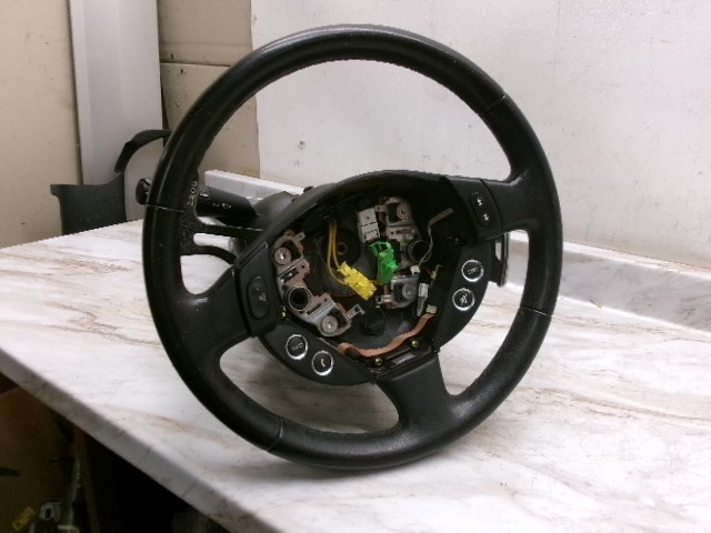 208142 03 to 08 Maserati Quattroporte M139 Steering Column & Wheel W/ Paddles