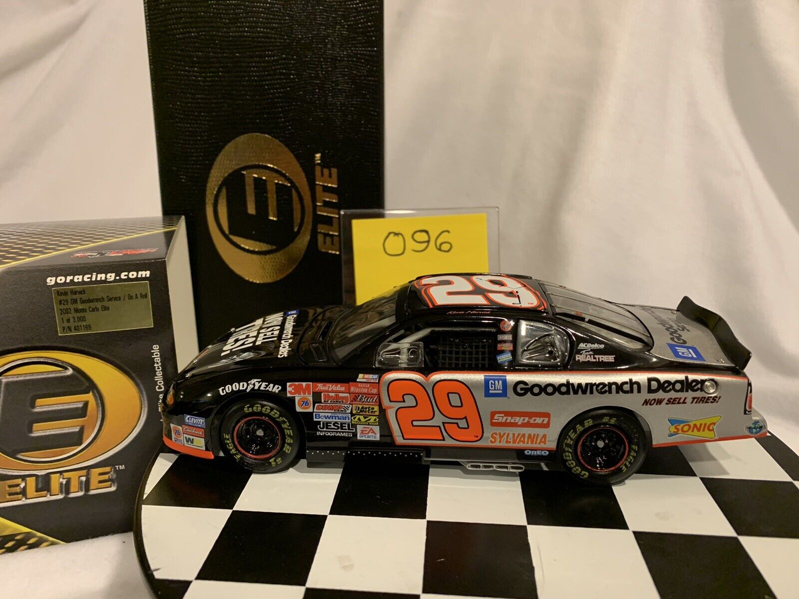 Kevin Harvick #29 On A Roll 2002 Chevy Monte Carlo Action Elite 1:24