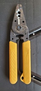 ideal rg-6 & rg-59 cable striper/cutter