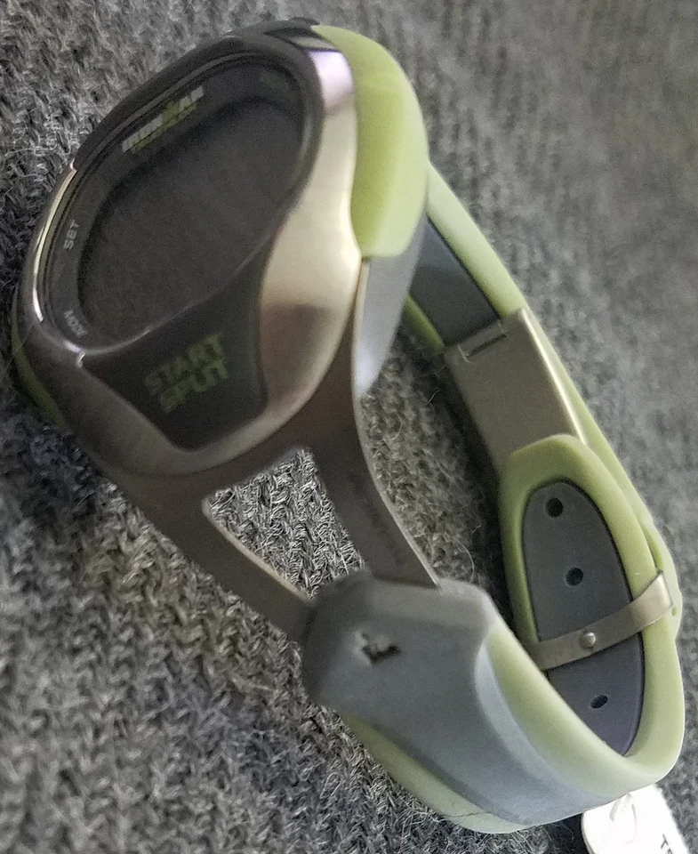 Correa Timex Unisex Ironman 75-Lap Titanio Resina T5J731 - Venta al por menor $119 (62% de descuento) Foto 4 de 4