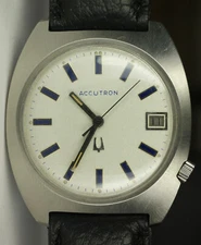 Vintage 1976 Bulova Accutron Steel Case Logo Dial Date Watch RUNS KEEPING TIME