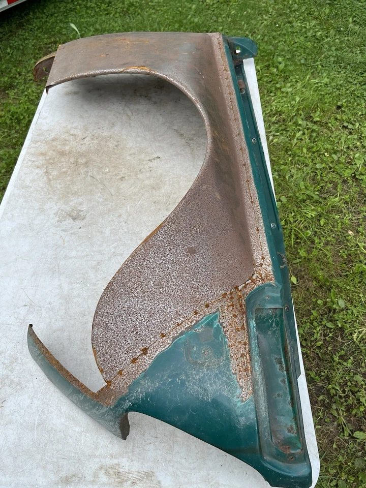 Guardabarros delantero derecho BMW E10 2002 1802 1602 lado pasajero mejilla de cerdo modificado Foto 2 de 4