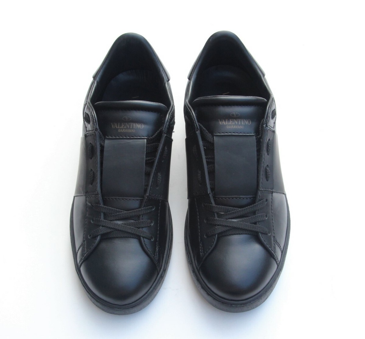 Valentino Low Spike Mens Sneakers Sz 40 US 7 in Triple All Black