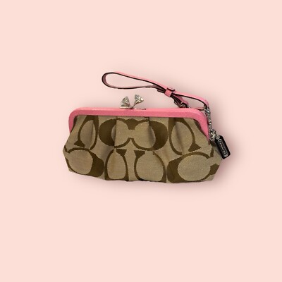 バッグ Coach Accessory Pouch Bag Signature y2k Coach Accessory Pouch Bag Signature y2k - メルカリ