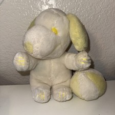 Vintage 1968 Peanuts Yellow Snoopy Plush 8" Squeaker Ear W/Attached Rattle Ball