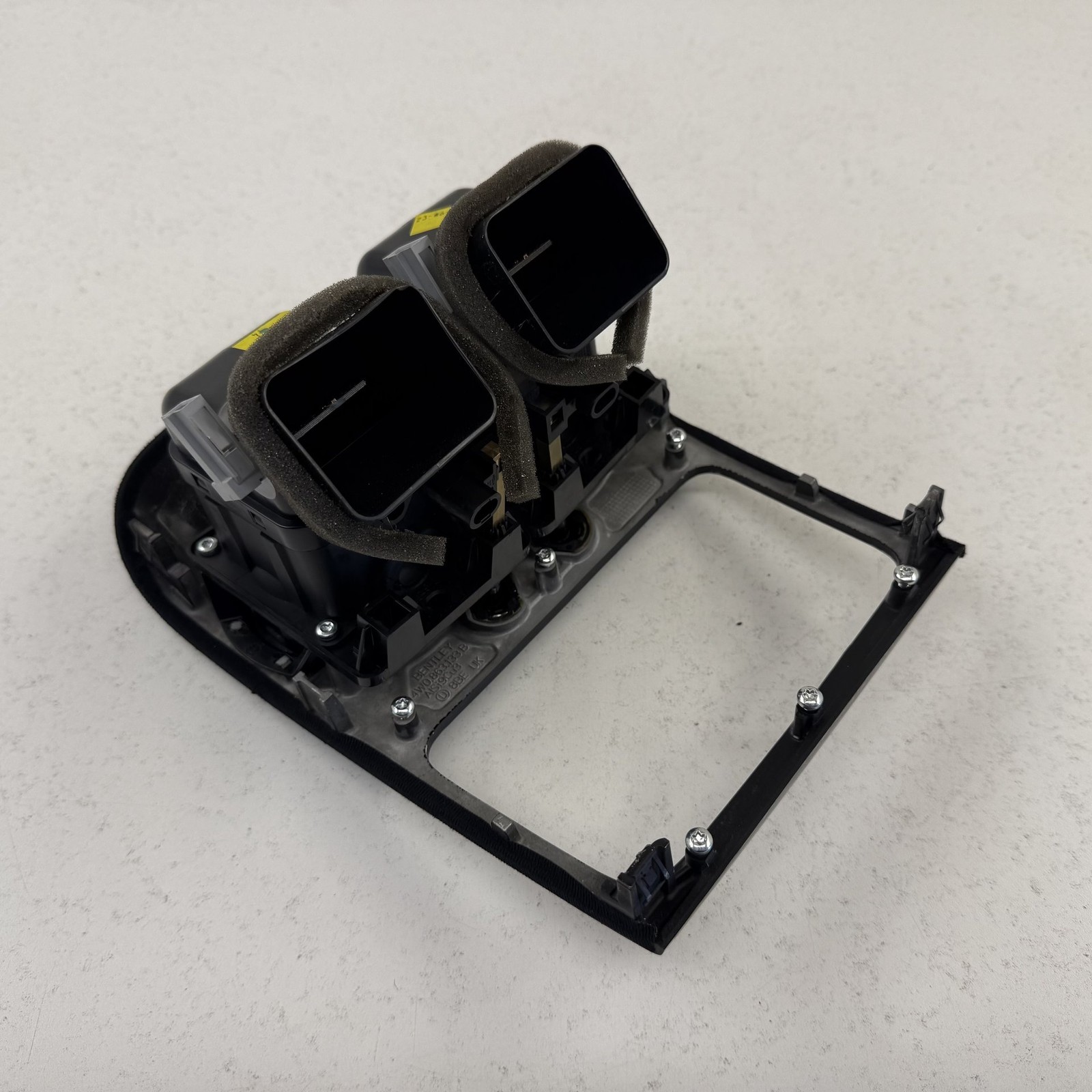 Bentley Flying Spur 2014-2018 Rear Center air duct