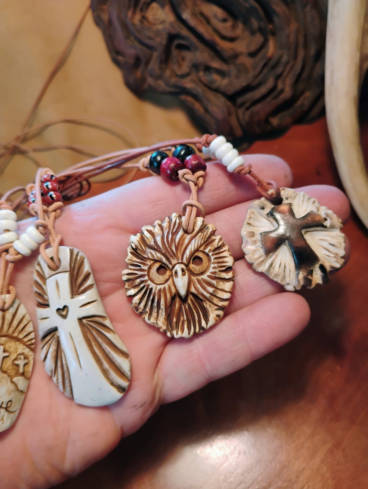 Trophy Carved Wild Turkey Spur Necklace NWTF Spurs Turkeys Plus Feather Pendant