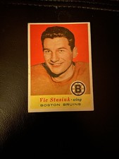 1957-58 Topps Hockey Vic Stasiuk Boston Bruins #11 VG slight crease