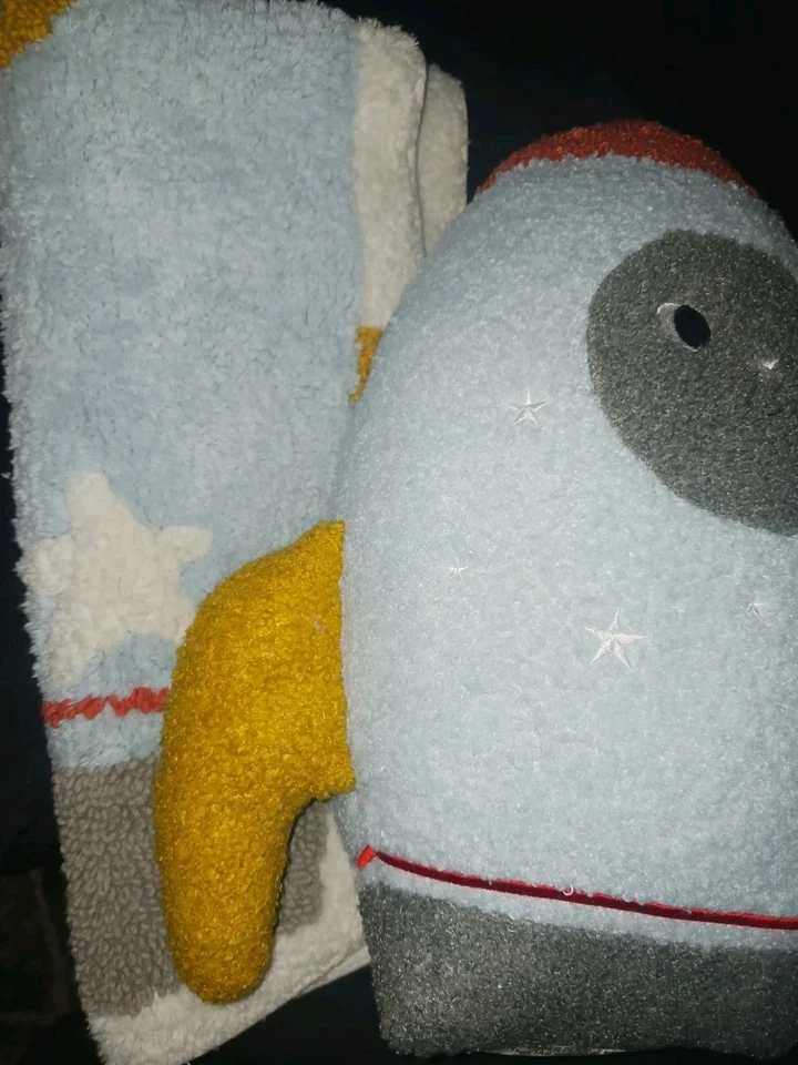 Space Rocket Throw Pillow And Throw Rug Set. Cotton. Pillowfort. kids room. New - Image 3 of 4