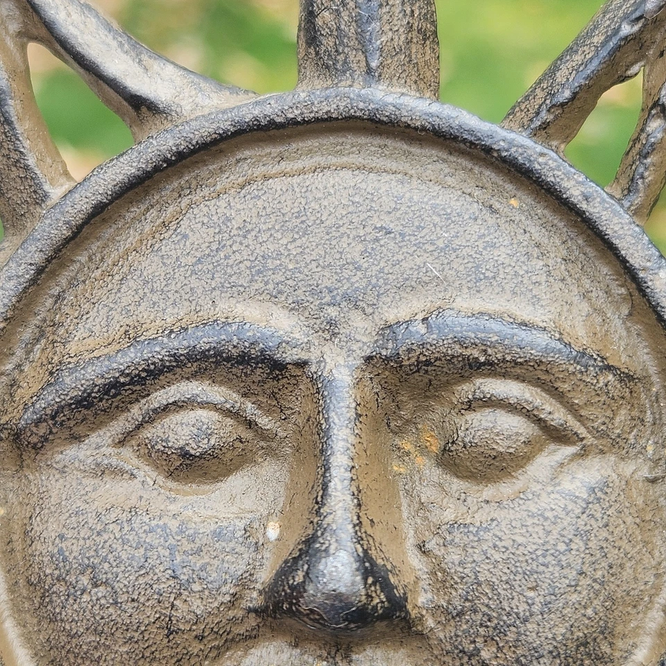 Juego de 2 ganchos para abrigo de hierro fundido Celestial Sun Foto 4 de 4