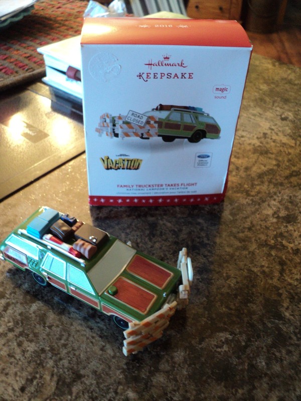 2016 Hallmark Family Truckster Takes Flight National Lampoon Vacation SOUND