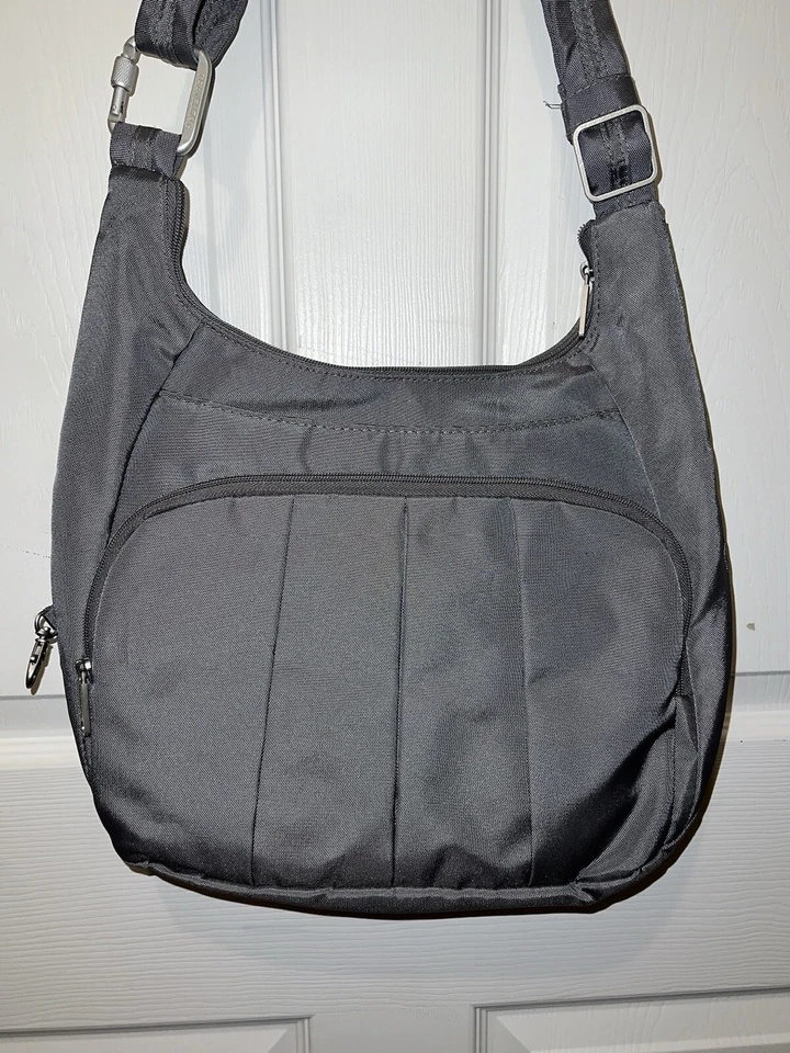 Bolso bandolera y billetera gris TRAVELON #F11622 Foto 2 de 4