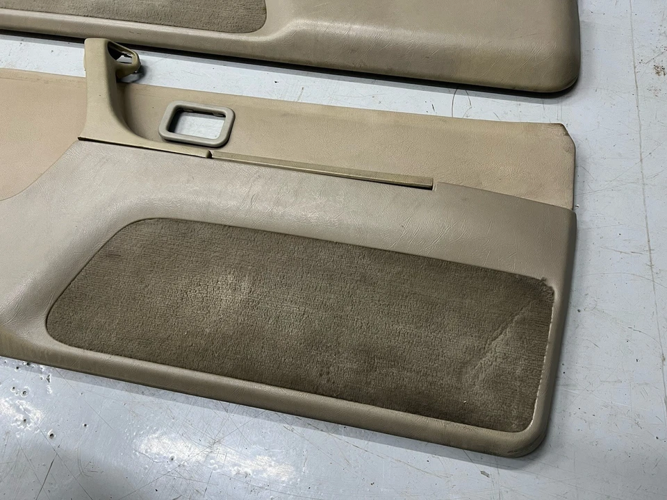 Paneles de puerta delantera BMW E24 beige 1983-1989 OEM 1921231 1921232 633csi 635csi Foto 3 de 4