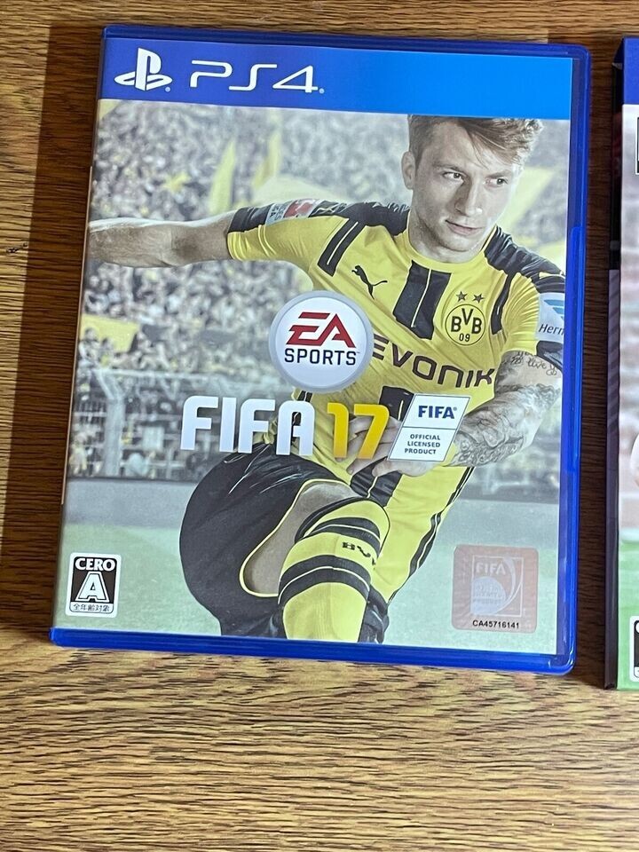 FIFA 17 PS4 Sony PlayStation 4 EA Sports Japan NTSC-J 2016 Soccer