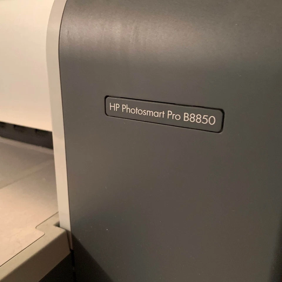 HP Photosmart Pro B8850 inkjet Photo BUNDLE: Printer, paper, ink, power cord - Изображение 4 из 4