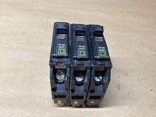LOT OF 3 Square D QO120 20A 1P 120/240V QO 122L132 CO