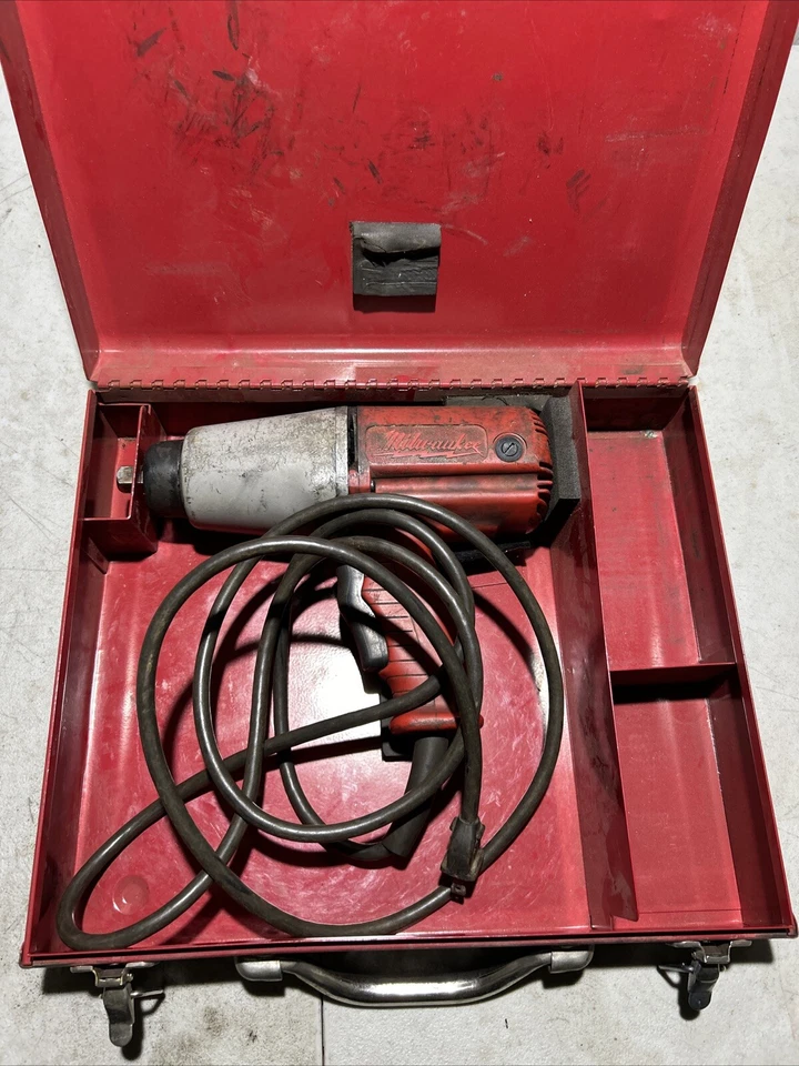 🔥Milwaukee 1/2" Electric Corded Impact Wrench 9066 2400RPM 2800BPM With Case - Image 2 of 4