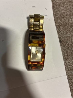 GUESS Women's Flair Champagne Dial Gold Tone Watch W12107L1