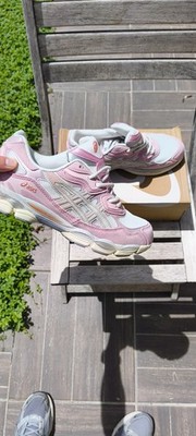 Asics Gel NYC - Pink Pink Gr. 45