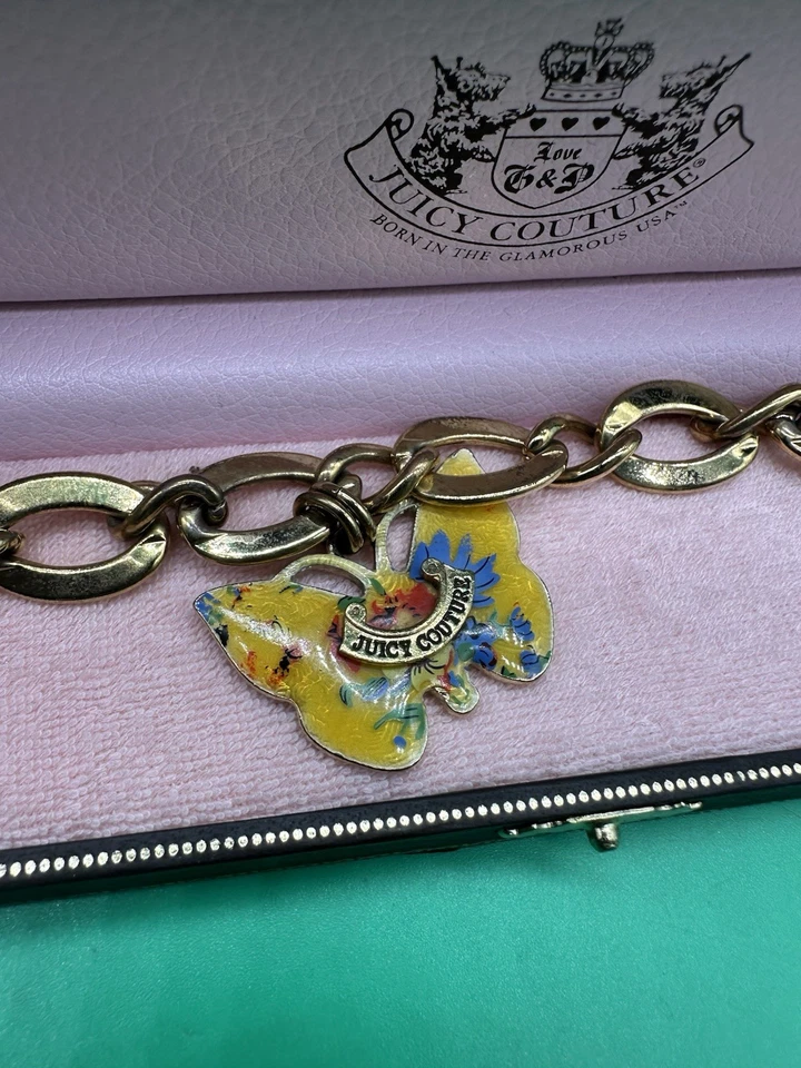 JUICY COUTURE Gold Tone Chunky Chain Toggle Bracelet w/Butterfly Charm In Box - Image 4 of 4