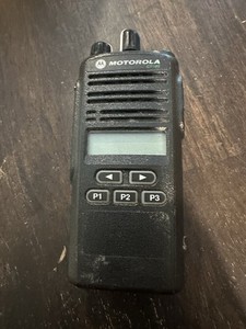 Motorola CP185 Portable Handheld Two-Way Radio Walkie Talkie, Black