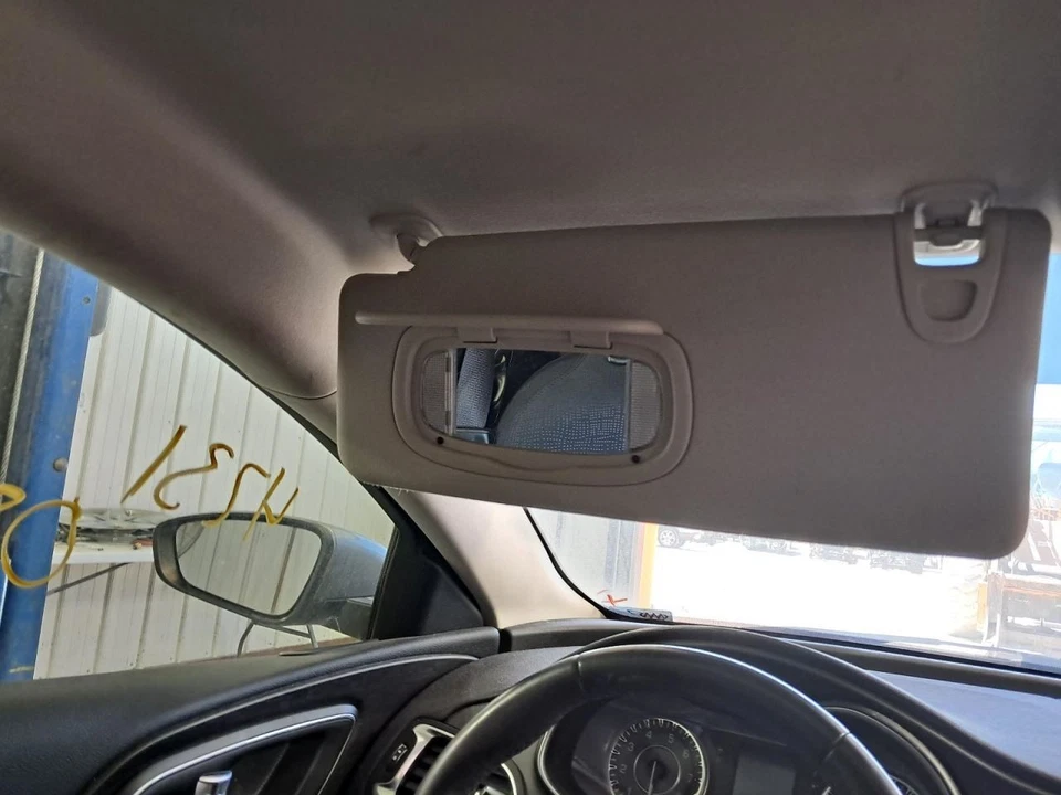 Parasol conductor sedán sin techo corredizo con iluminación se adapta a 15 200 432160 Foto 2 de 4