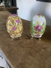 2 oeufs Style Fabergé boîte a bijoux pilulier en porcelaine