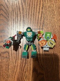 HUGE LEGO Nexo Knights Lot w/ minifigs, mechs, magma temple, see description