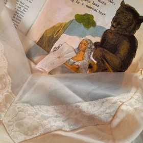 Vintage 1970s Henson Kickernick Lace Slip Dress Ivory Lingerie Nightgown