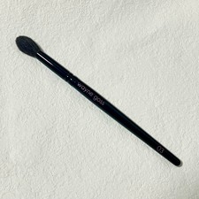 Wayne Goss Powder Blusher Highlight Brush Squ...