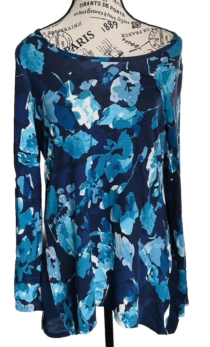 ROSE & OLIVE LONG SLEEVE BLUE FLORAL FLARED TOP M