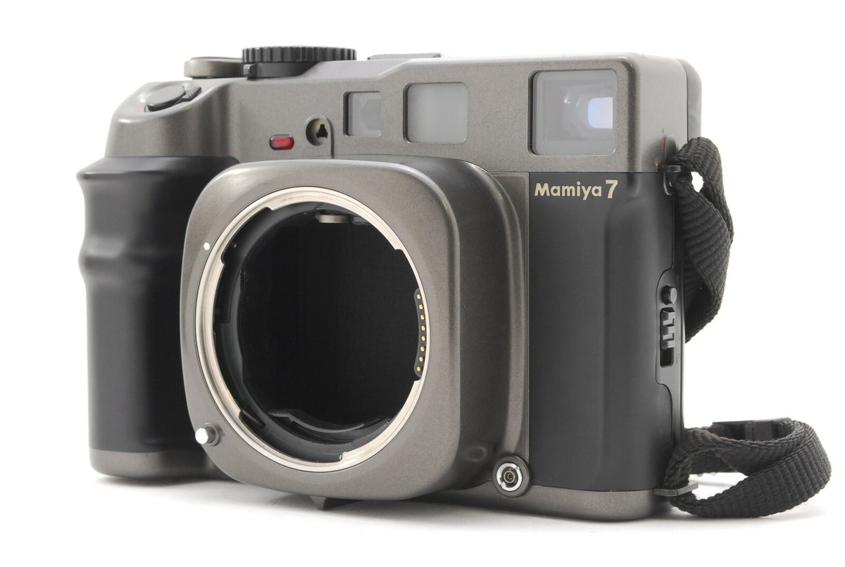Mamiya 7 フィムルカメラ EXC+5 w/ Strap] Mamiya 7 Rangefinder 6x7 Medium Format Film