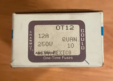 10 pcs Gould Shawmut OT12 One Time Fuses 12A 250V NEW NEW NEW
