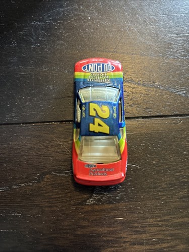 1/64 JEFF GORDON #24 1997 DUPONT/MILLION DOLLAR DATE DIE-CAST NASCAR MONTE CARLO - Picture 4 of 5