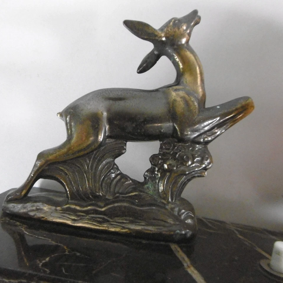 ancienne lampe de chevet biche et boule rose sur marbre - Photo 3/4