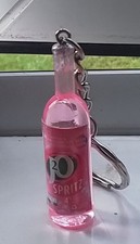 💥💥NEW🧉🧉J20 Spritz Bottle Keyring 🧉🧉PK
