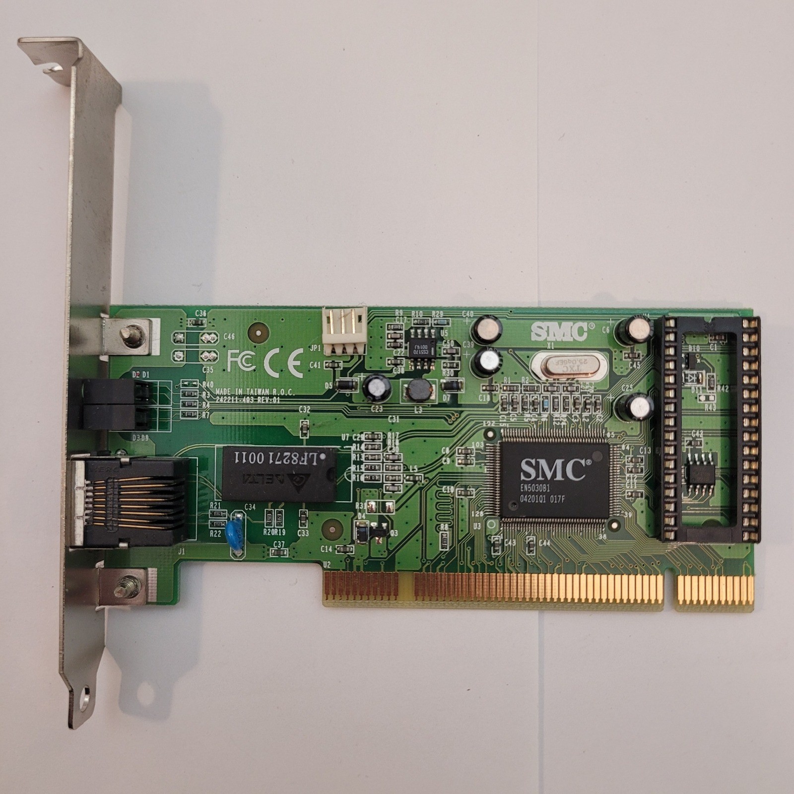 SMC SMC1211TX-50 PCI Ethernet Network Interface Card NIC 10/100 Mbps