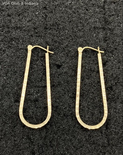 10k Yellow Gold Elongated Hoop Earrings Diamond Cut For Sparkle ! 1.5"