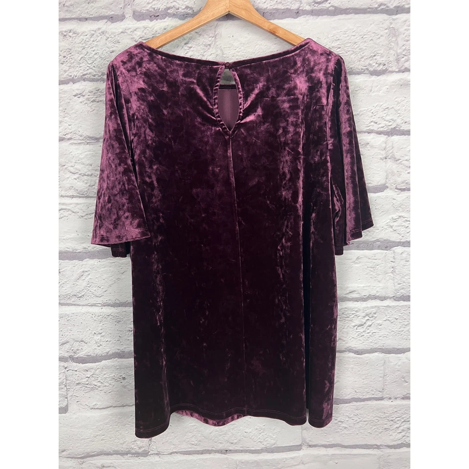 Blusa Lane Bryant para mujer 22/24 Whimsigoth Grunge terciopelo manga acampanada ojo de cerradura Foto 4 de 4